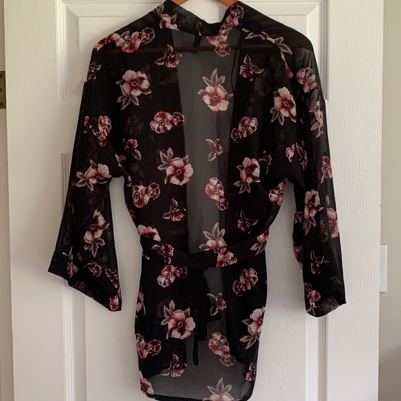 SOLD Sheer Floral Kimono - Picture 5 of 6